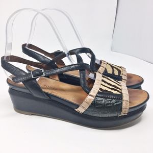 Gentle Souls Step High Leather Sandal Sz 7